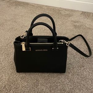 Michael Kors black medium crossbody purse